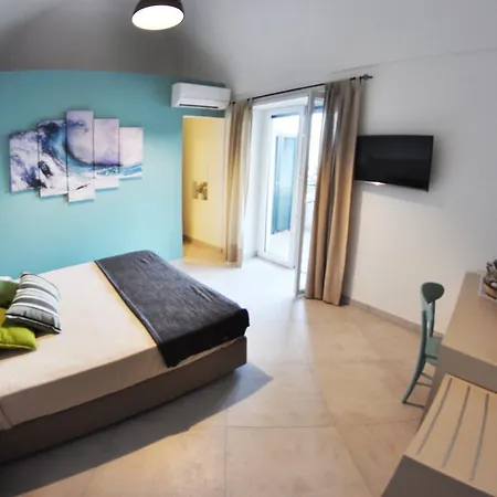 Casa Costanza 3*
